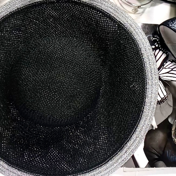 100% Paper Brim with Shimmery Silver Metallic Trim - Picture 5 of 14